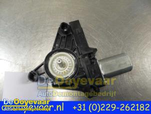 Usados Motor de ventanilla de puerta Volvo V40 (MV) 1.6 D2 Precio € 24,99 Norma de margen ofrecido por Autodemontagebedrijf De Ooyevaar
