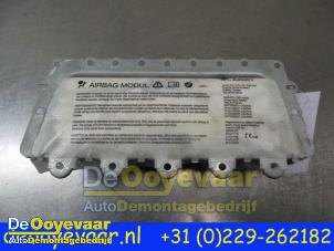 Używane Poduszka powietrzna prawa (deska rozdzielcza) BMW 7 serie (F01/02/03/04) 740d xDrive 24V Cena € 149,99 Procedura marży oferowane przez Autodemontagebedrijf De Ooyevaar