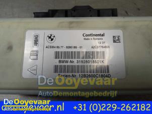 Usagé Boitier airbag BMW 7 serie (F01/02/03/04) 740d xDrive 24V Prix € 174,98 Règlement à la marge proposé par Autodemontagebedrijf De Ooyevaar