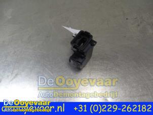 Used Electronic ignition key Audi A4 Avant (B8) 2.0 TDI 16V Price € 29,99 Margin scheme offered by Autodemontagebedrijf De Ooyevaar