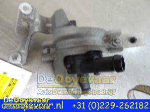 Begagnade Extra vattenpump Mercedes B (W246) 1.5 B-180 CDI,d 16V Pris € 9,99 Marginaltabell erbjuds av Autodemontagebedrijf De Ooyevaar