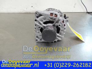 Dynamo van een Mercedes-Benz B (W246/W242) 1.5 B-180 CDI,d 16V 2014