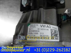 Używane Elektryczne wspomaganie kierownicy Volkswagen Polo V (6R) 1.0 12V BlueMotion Technology Cena € 224,99 Procedura marży oferowane przez Autodemontagebedrijf De Ooyevaar