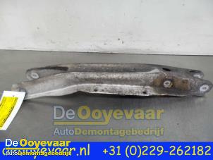 Used Rear wishbone, left Mercedes A (W176) 1.8 A-200 CDI 16V Price € 29,99 Margin scheme offered by Autodemontagebedrijf De Ooyevaar