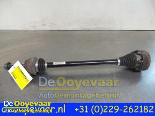Used Drive shaft, rear left Volkswagen Passat Variant (3G5) 2.0 TDI BiTurbo 16V 4Motion Price € 94,98 Margin scheme offered by Autodemontagebedrijf De Ooyevaar