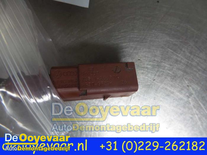 Used Particulate filter sensor Volkswagen Passat Variant (3G5) 2.0 TDI BiTurbo 16V 4Motion Price € 19,99 Margin scheme offered by Autodemontagebedrijf De Ooyevaar