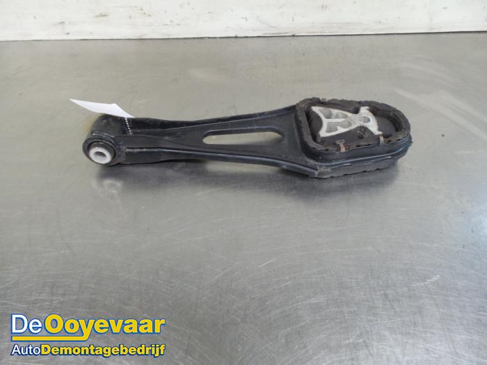 Gearbox mounts with gearbox code GK2R7002AG stock