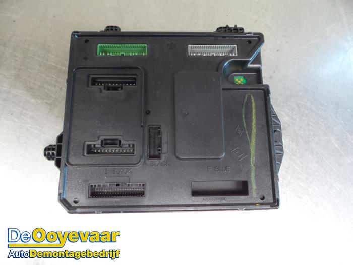 Used Body control computer Renault Megane III Berline (BZ) 1.5 dCi 90 Price € 39,99 Margin scheme offered by Autodemontagebedrijf De Ooyevaar