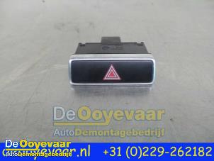 Used Panic lighting switch Volkswagen Sharan (7N) 2.0 TDI 16V Price € 24,99 Margin scheme offered by Autodemontagebedrijf De Ooyevaar