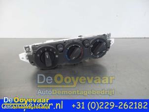 Used Heater control panel Ford Focus 2 Wagon 1.6 16V Price € 14,98 Margin scheme offered by Autodemontagebedrijf De Ooyevaar