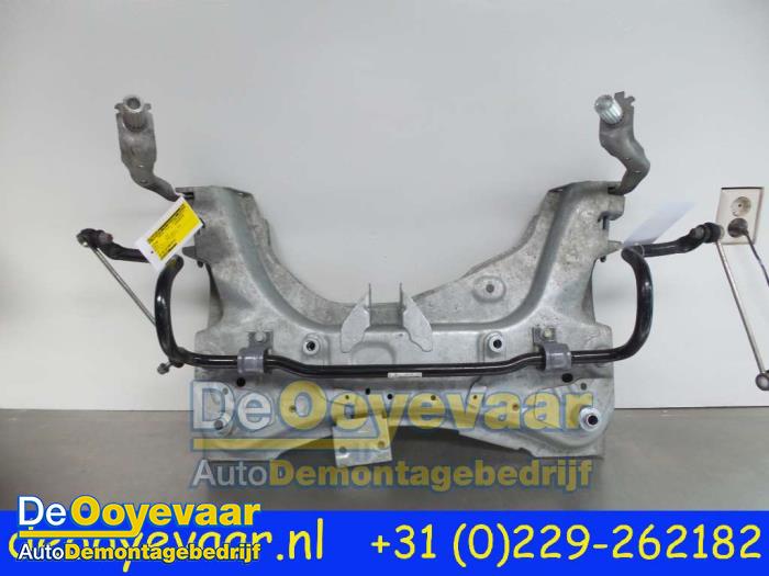 Subframe from a Renault Captur (2R) 0.9 Energy TCE 12V 2018