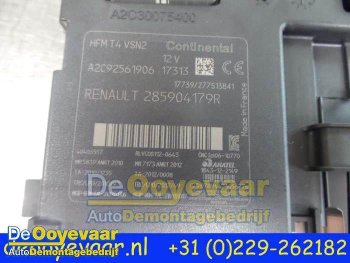 Cerradura de contacto y ordenador de un Renault Captur (2R) 0.9 Energy TCE 12V 2018
