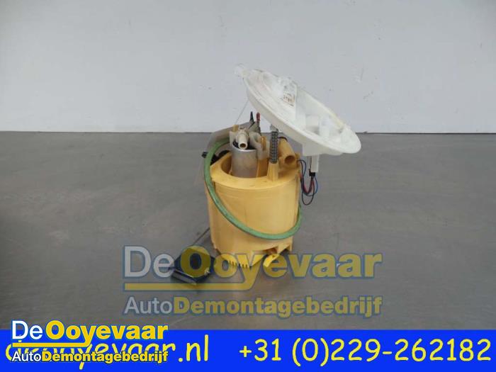 Usagé Pompe à carburant Mercedes E Estate (S212) E-200 CDI 16V BlueEfficiency,BlueTEC Prix € 19,99 Règlement à la marge proposé par Autodemontagebedrijf De Ooyevaar
