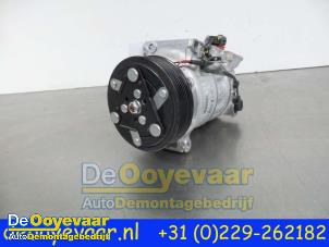 Used Air conditioning pump Renault Scénic IV (RFAJ) 1.7 Blue dCi 150 Price € 124,99 Margin scheme offered by Autodemontagebedrijf De Ooyevaar