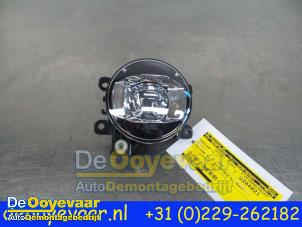 Używane Swiatlo przeciwmgielne lewy przód Renault Talisman (RFDL) 2.0 Blue dCi 160 Cena € 139,99 Procedura marży oferowane przez Autodemontagebedrijf De Ooyevaar