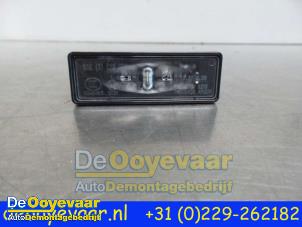 Gebrauchte Kennzeichenbeleuchtung Renault Talisman (RFDL) 2.0 Blue dCi 160 Preis € 19,99 Margenregelung angeboten von Autodemontagebedrijf De Ooyevaar
