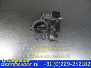 Used Throttle body Renault Scénic IV (RFAJ) 1.7 Blue dCi 150 Price € 99,99 Margin scheme offered by Autodemontagebedrijf De Ooyevaar