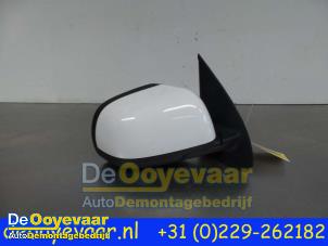 Used Wing mirror, right Nissan Micra (K13) 1.2 12V Price € 64,99 Margin scheme offered by Autodemontagebedrijf De Ooyevaar