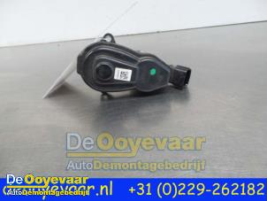 Używane Silnik hamulca postojowego Renault Scénic IV (RFAJ) 1.6 Energy dCi 160 EDC Cena € 49,99 Procedura marży oferowane przez Autodemontagebedrijf De Ooyevaar