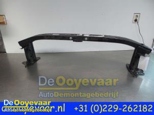 Used Front bumper frame Renault Scénic IV (RFAJ) 1.6 Energy dCi 160 EDC Price € 99,99 Margin scheme offered by Autodemontagebedrijf De Ooyevaar