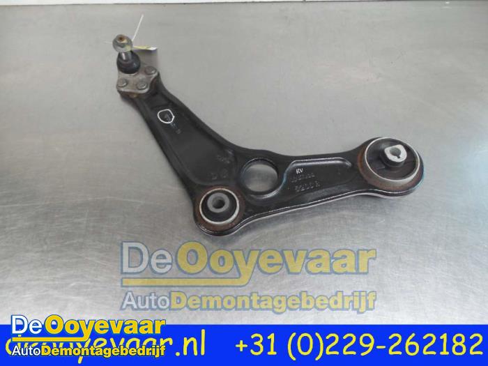 Front wishbone, right from a Renault Scénic IV (RFAJ) 1.6 Energy dCi 160 EDC 2018