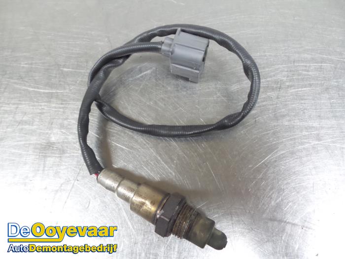 Usados Sonda Lambda Mercedes C (W205) C-180 1.6 16V Precio € 15,00 Norma de margen ofrecido por Autodemontagebedrijf De Ooyevaar
