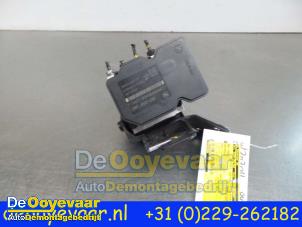Używane Pompa ABS Chevrolet Aveo 1.2 16V Cena € 49,99 Procedura marży oferowane przez Autodemontagebedrijf De Ooyevaar
