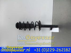 Used Front shock absorber rod, left Peugeot 107 1.0 12V Price € 24,99 Margin scheme offered by Autodemontagebedrijf De Ooyevaar