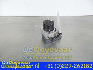 Gebrauchte ABS Pumpe Citroen C3 Picasso (SH) 1.6 HDi 90 Preis € 64,98 Margenregelung angeboten von Autodemontagebedrijf De Ooyevaar