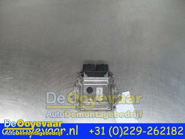 Used Engine management computer Suzuki Alto 1.0 12V Price € 29,99 Margin scheme offered by Autodemontagebedrijf De Ooyevaar