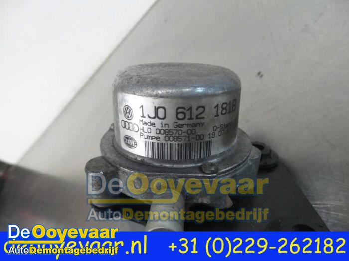 Pompa prózniowa wspomagania hamulców z Volkswagen Polo V (6R) 1.4 GTI 16V 2011