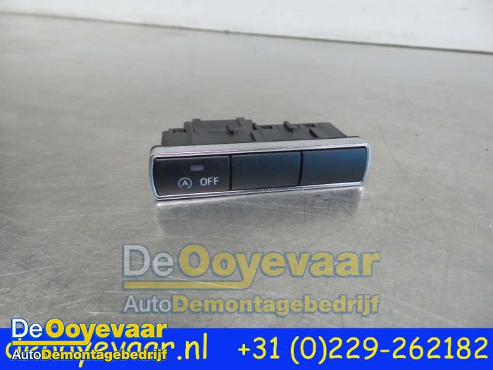ESP switch from a Ford Fiesta 6 (JA8) 1.0 SCI 12V 80 2015