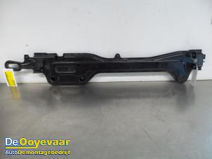 Used Radiator bar Renault Espace (RFCJ) 2.0 Blue dCi 200 Price € 59,99 Margin scheme offered by Autodemontagebedrijf De Ooyevaar