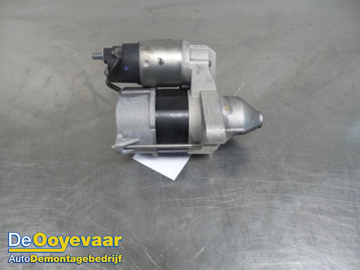 Begagnade Startmotor Peugeot 108 1.0 12V VVT-i Pris € 15,00 Marginaltabell erbjuds av Autodemontagebedrijf De Ooyevaar