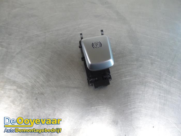 Parking brake switch Mercedes E E220d 2.0 Turbo 16V A2139053803 654920