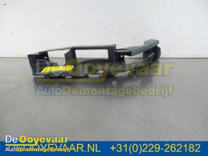 Used Front bumper bracket, right Renault Megane Price € 29,99 Margin scheme offered by Autodemontagebedrijf De Ooyevaar