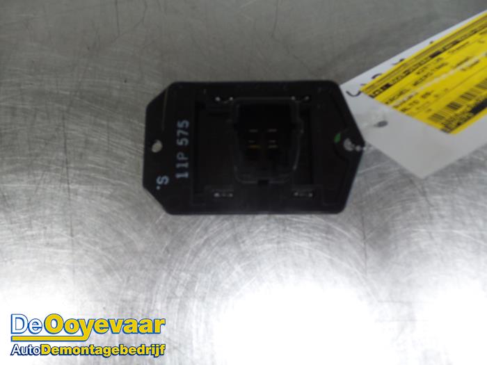 Resistencia de calefactor de un Suzuki Alto (GF) 1.0 12V 2014