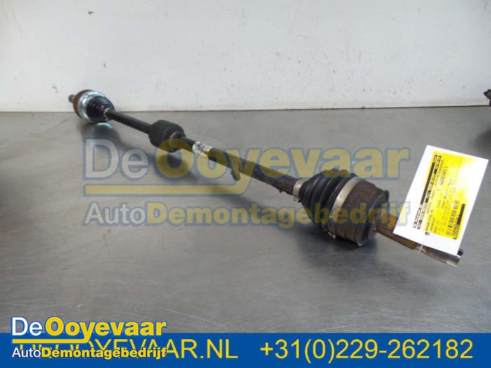 Front drive shaft, right from a Daewoo Aveo 1.2 16V 2011