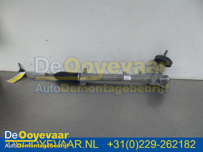 Steering box from a Renault Megane IV (RFBB) 1.2 Energy TCE 100 2017