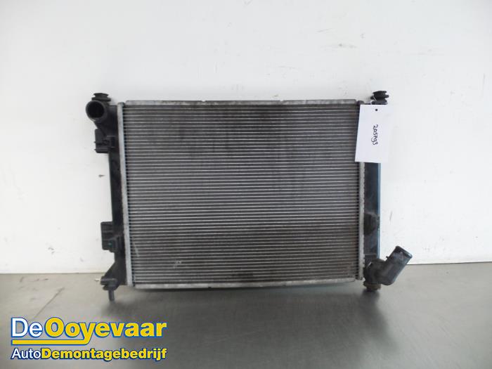 Used Radiator Hyundai iX20 (JC) 1.6i 16V Price € 39,99 Margin scheme offered by Autodemontagebedrijf De Ooyevaar