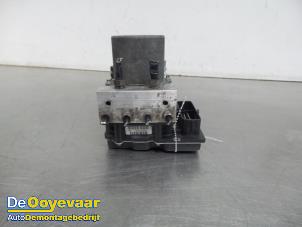 Used ABS pump Citroen C5 III Tourer (RW) 1.6 HDiF 16V Price € 149,98 Margin scheme offered by Autodemontagebedrijf De Ooyevaar