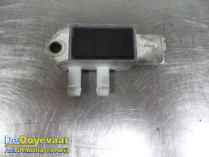 Used Fuel pressure sensor Renault Talisman (RFDL) 2.0 Blue dCi 160 Price € 34,98 Margin scheme offered by Autodemontagebedrijf De Ooyevaar