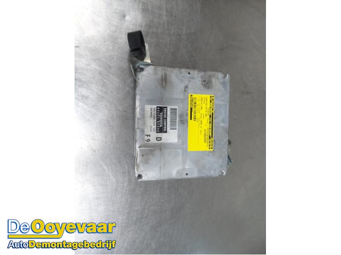 Used Engine management computer Toyota Corolla Verso (R10/11) 2.2 D-4D 16V Cat Clean Power Price € 19,99 Margin scheme offered by Autodemontagebedrijf De Ooyevaar