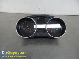 Used Instrument panel Volkswagen Polo V (6R) 1.0 12V BlueMotion Technology Price € 74,98 Margin scheme offered by Autodemontagebedrijf De Ooyevaar
