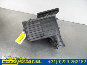 Used Air box Volkswagen Touran (5T1) 2.0 TDI 150 Price € 44,99 Margin scheme offered by Autodemontagebedrijf De Ooyevaar