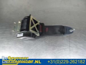 Used Rear seatbelt, left Citroen DS5 (KD/KF) 2.0 HDiF 160 16V Price € 59,99 Margin scheme offered by Autodemontagebedrijf De Ooyevaar