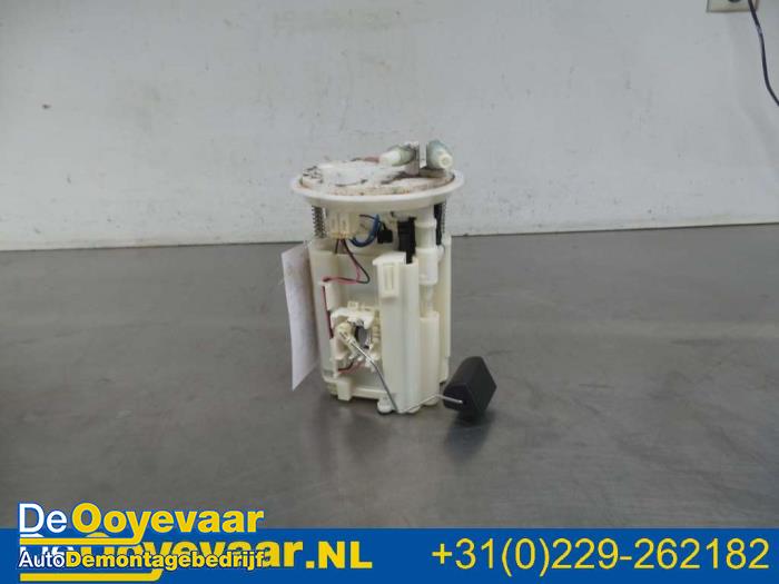 Usagé Pompe à carburant Subaru Outback (BP) 2.5 16V Prix € 39,99 Règlement à la marge proposé par Autodemontagebedrijf De Ooyevaar