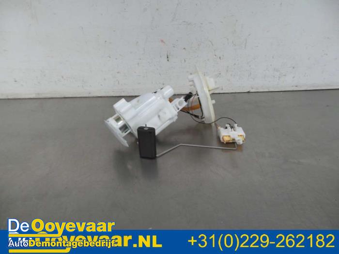 Gebrauchte Benzinpumpe Opel Zafira Tourer (P12) 1.6 16V CNG ecoFLEX Turbo Preis € 35,00 Margenregelung angeboten von Autodemontagebedrijf De Ooyevaar