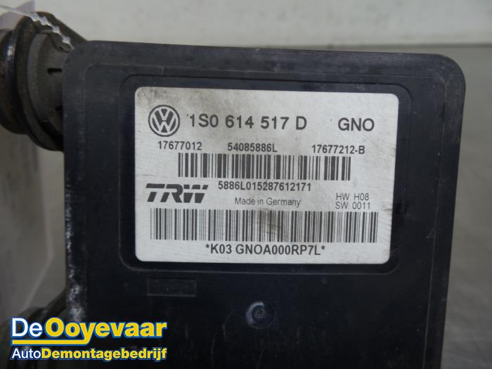 Pompa ABS z Volkswagen Up! (121) 1.0 12V 60 2012
