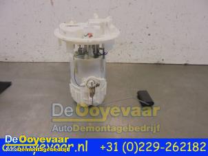 Usados Bomba de gasolina Peugeot 208 I (CA/CC/CK/CL) 1.2 Vti 12V PureTech 82 Precio € 44,99 Norma de margen ofrecido por Autodemontagebedrijf De Ooyevaar